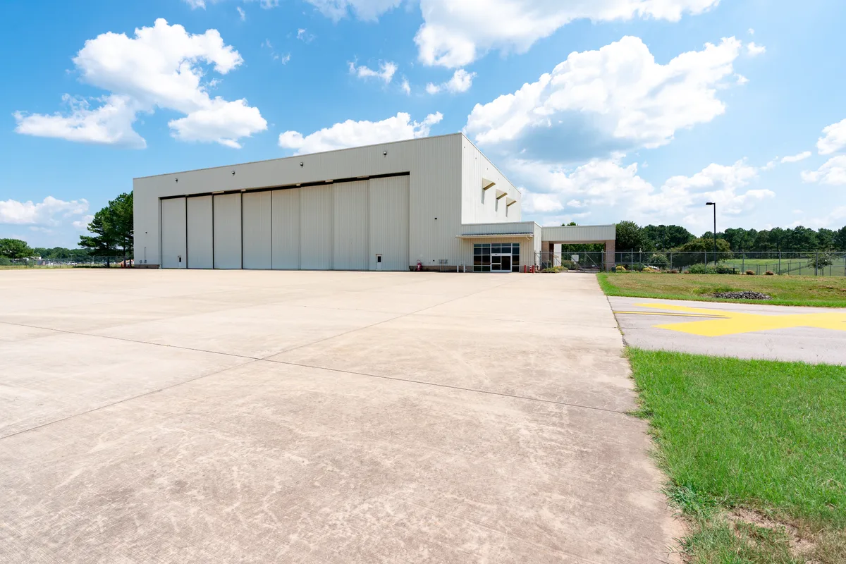 Confidential Hangar @ RDU — project photo 9